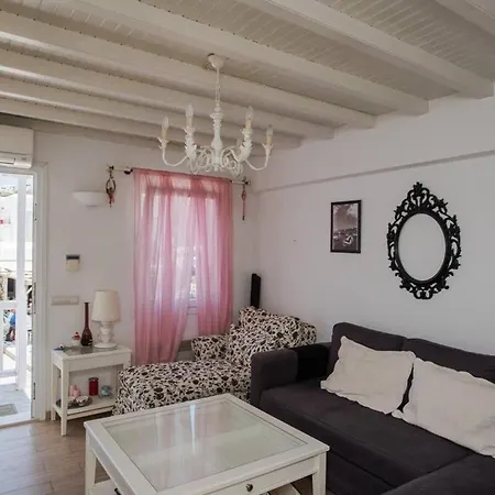 Delightful Mykonian Cycladic In Old Town Megali Ammos