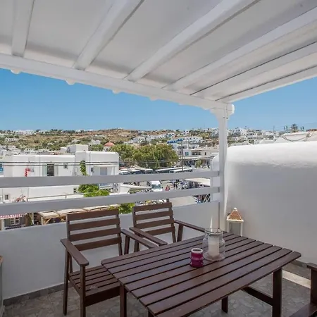 Delightful Mykonian Cycladic In Old Town Apartment