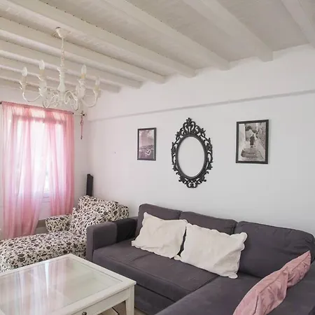 Delightful Mykonian Cycladic In Old Town Apartment *